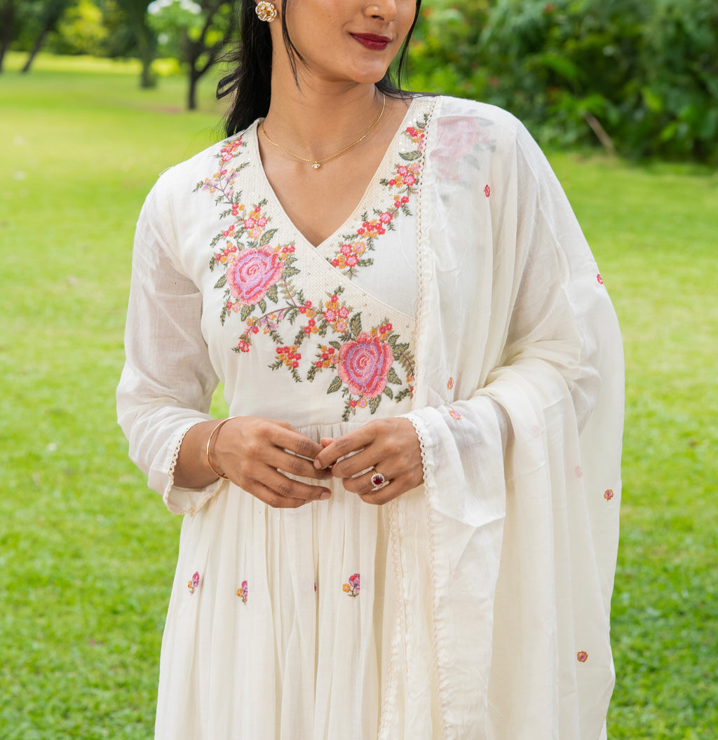 Floral Hand-Embroidered Mul Cotton Three-Piece Set